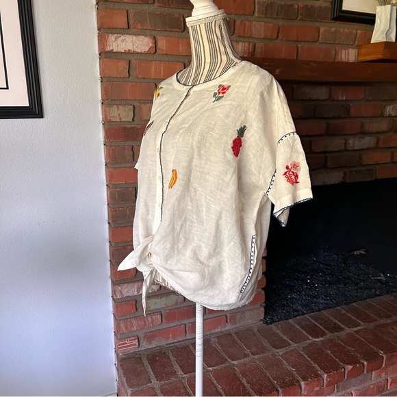 Anthropologie Intropia Linen Embroidered Fruit Top in Cream Sz L - Picture 8 of 12